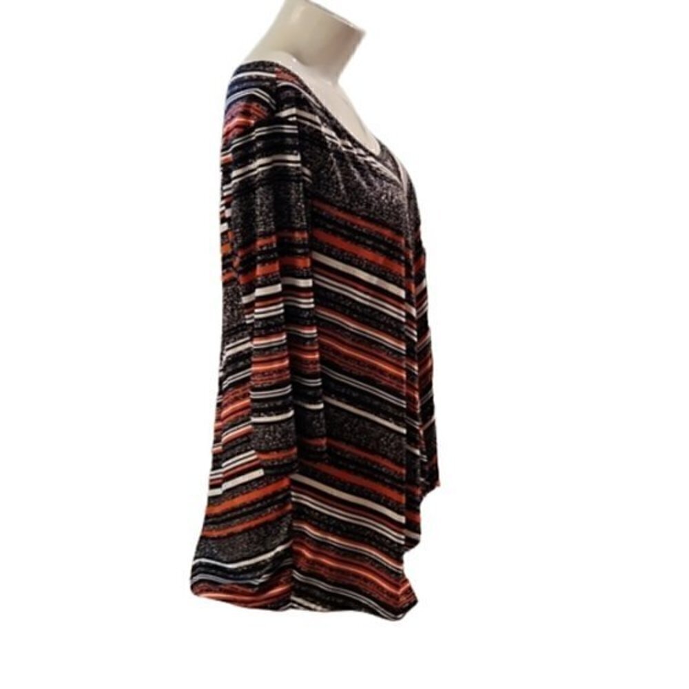 [Avenue] Scoop Neck Triangle Blouse - Size 30/32 - Picture 4 of 11